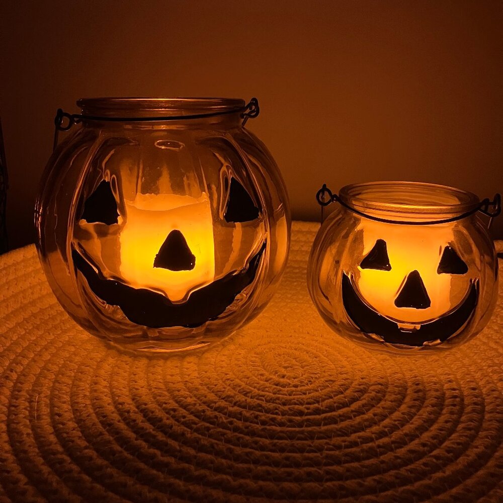 Halloween Glass Pumpkin Orange Tea Light Votive Candle Holders Bowls Set Decor
